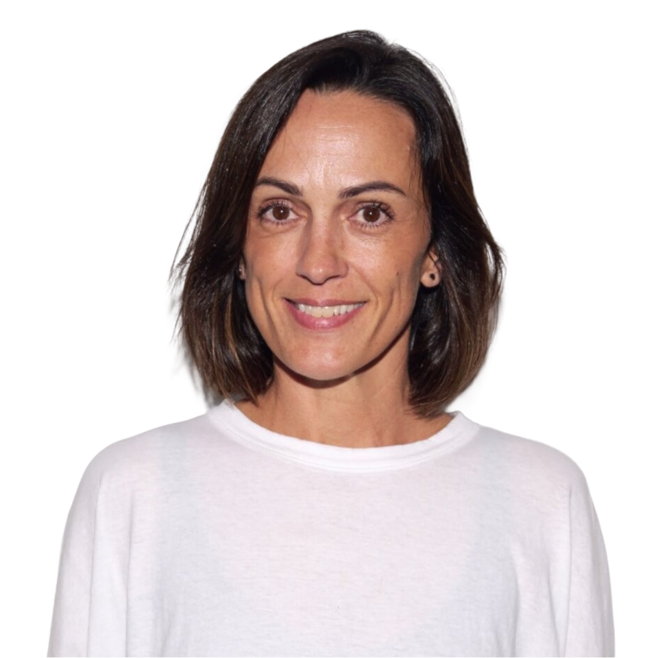 Portrait of Roz Cooper, Executive Assistant at CareerTrackers.